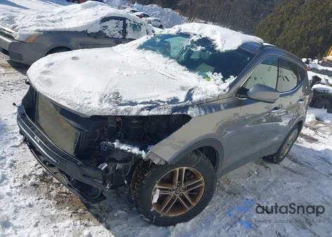 2017 Hyundai Santa Fe Sport 2.4L из США, поврежденный, VIN 5NMZUDLB4HH034437